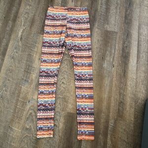 * SOLD* POPRAGEOUS knit pattern leggings